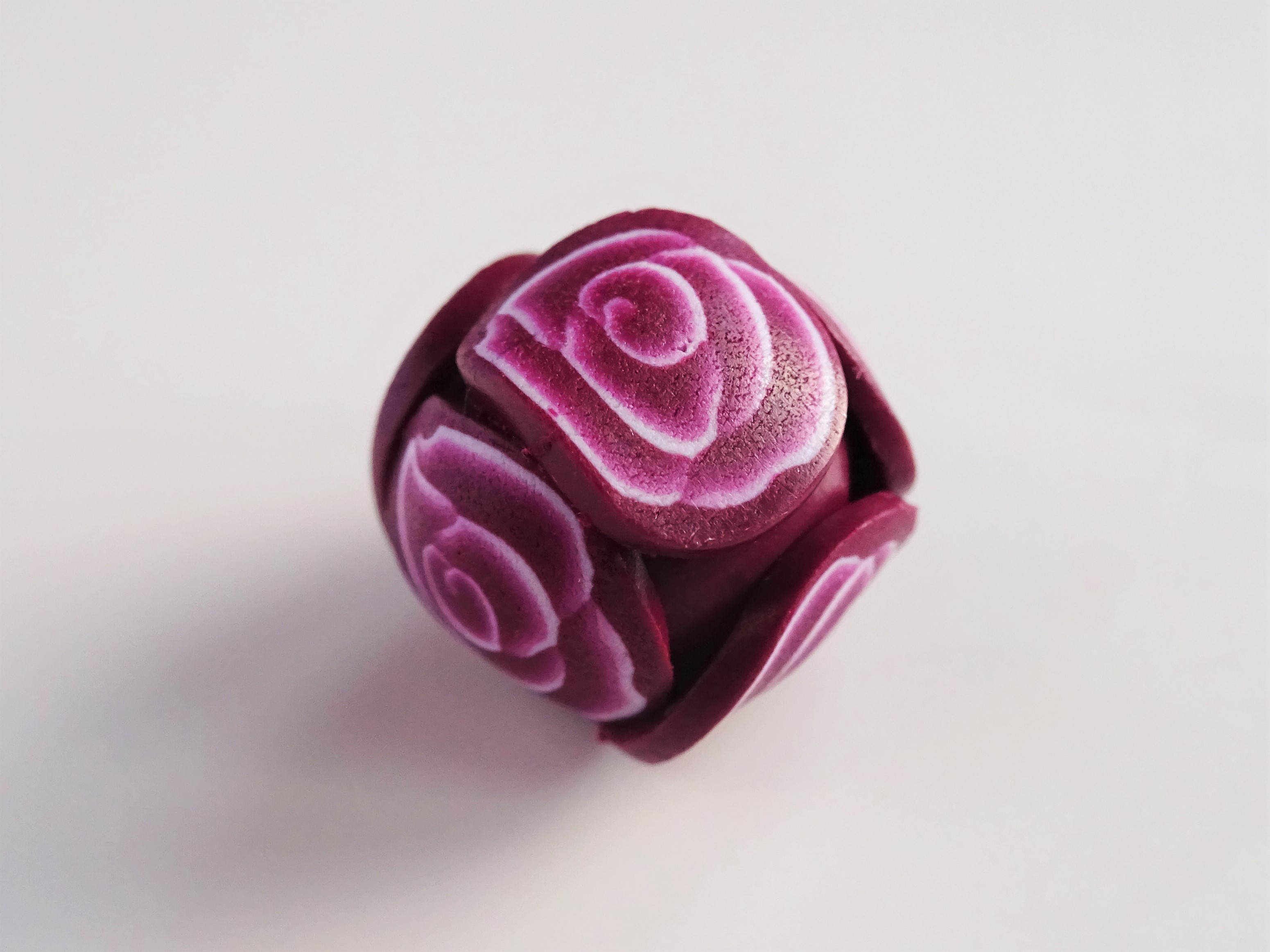 How to use a polymer clay cane to make beads